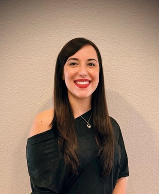 Portrait of Laura Schneider, REALTOR®